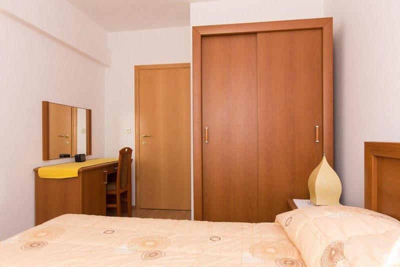 Marija F4 Apartment Крк Екстер'єр фото